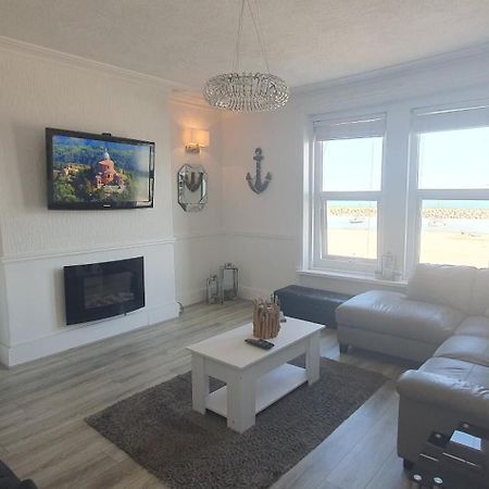 3 Harbour Views Apartamento Rhôs-on-Sea Exterior foto